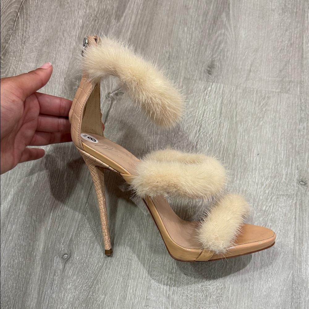 Giuseppe Zanotti Beige Fur Heels - Picture 7 of 10